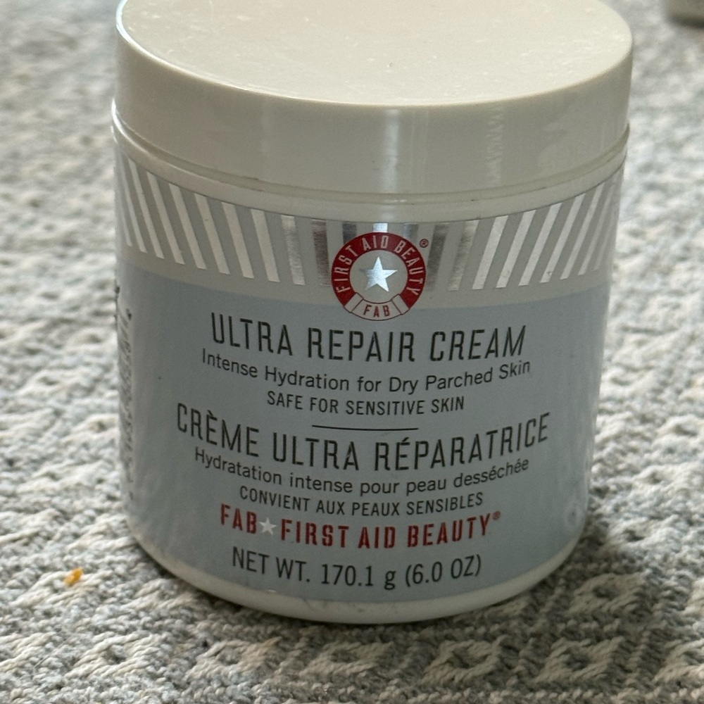 First Aid Beauty Ultra Repair Cream - Gray and White